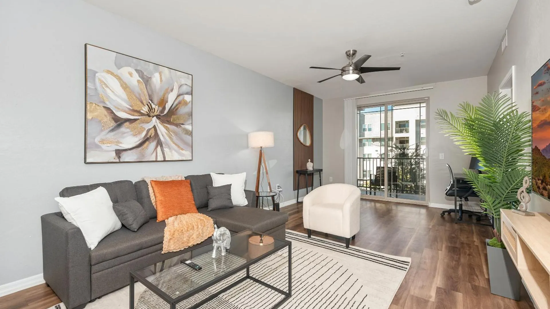 Modern 2Br-Spring Training! W Pool, Gym & Parking Apartment Tempe United States